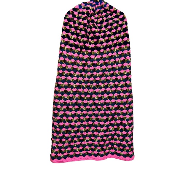 Fun Handknit Crocheted Mermaid Tail Afghan Blanket Adult Size - Picture 8 of 11